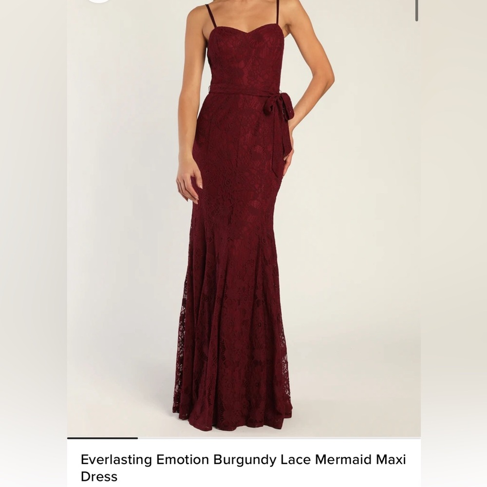 Lulu’s Everlasting Emotion lace dress in Burgundy - NWT - Small